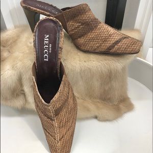 SESTO MEUCCI Made in Italy Snakeskin low heel Mule Slide 8.5